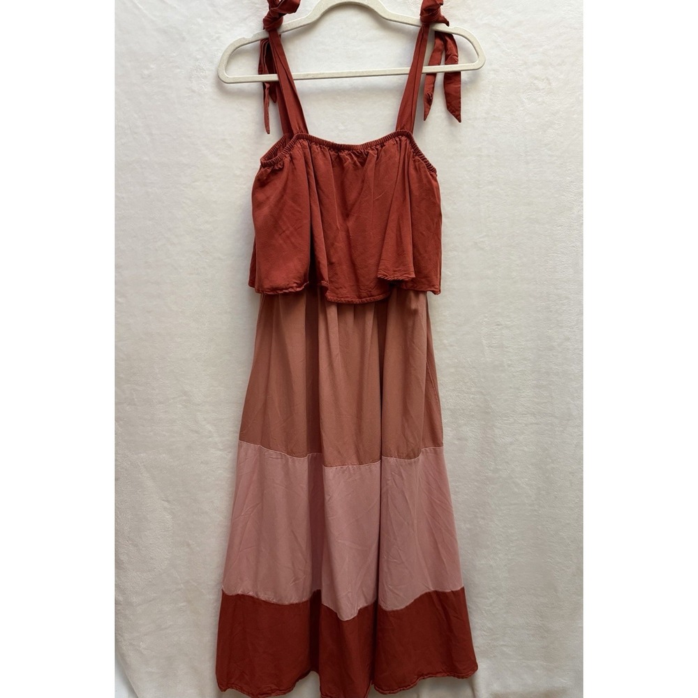 Petal & Pup Jayde S Colorblock Tier‎ Ruffle Tie Strap Midi/Maxi Dress Rust Pink